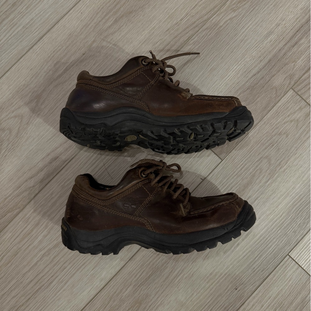 Vintage Brown leather Timberland ankle boots